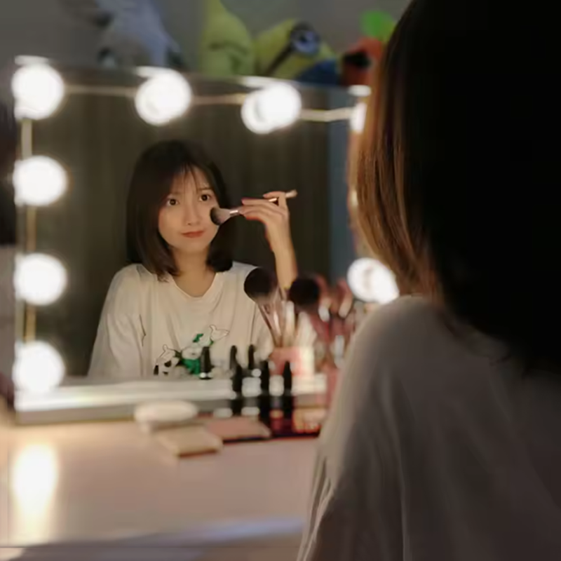USB LED Hollywood Vanity Lamp  - Dressing Table Vanity With Lighted Mirror 评论和价格